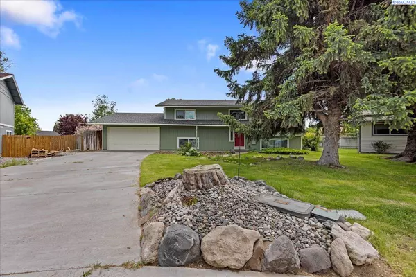 West Richland, WA 99353,1930 Quail Court