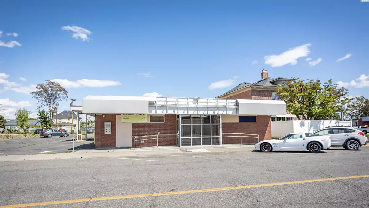 Grandview, WA 98930,115 Ash St