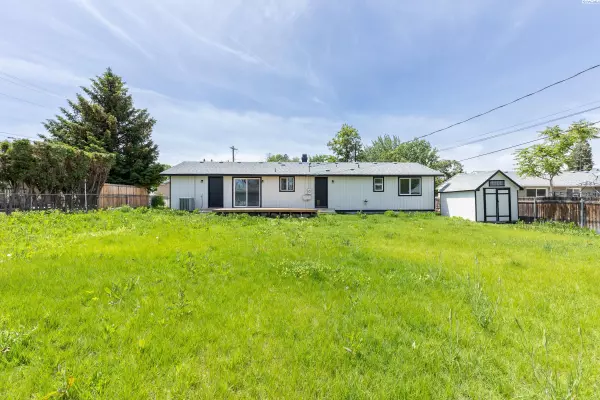 Kennewick, WA 99336,919 S Rainier Street