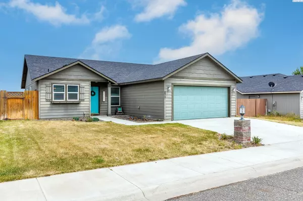 873 S Wyoming St, Kennewick, WA 99336