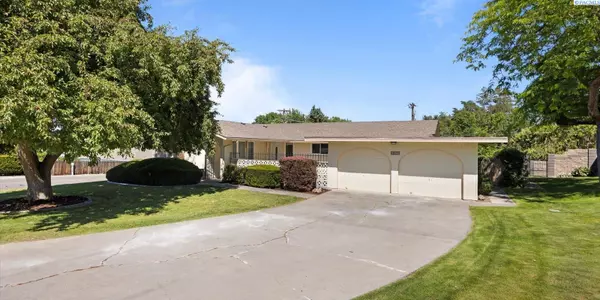 1901 S Lyle St, Kennewick, WA 99337