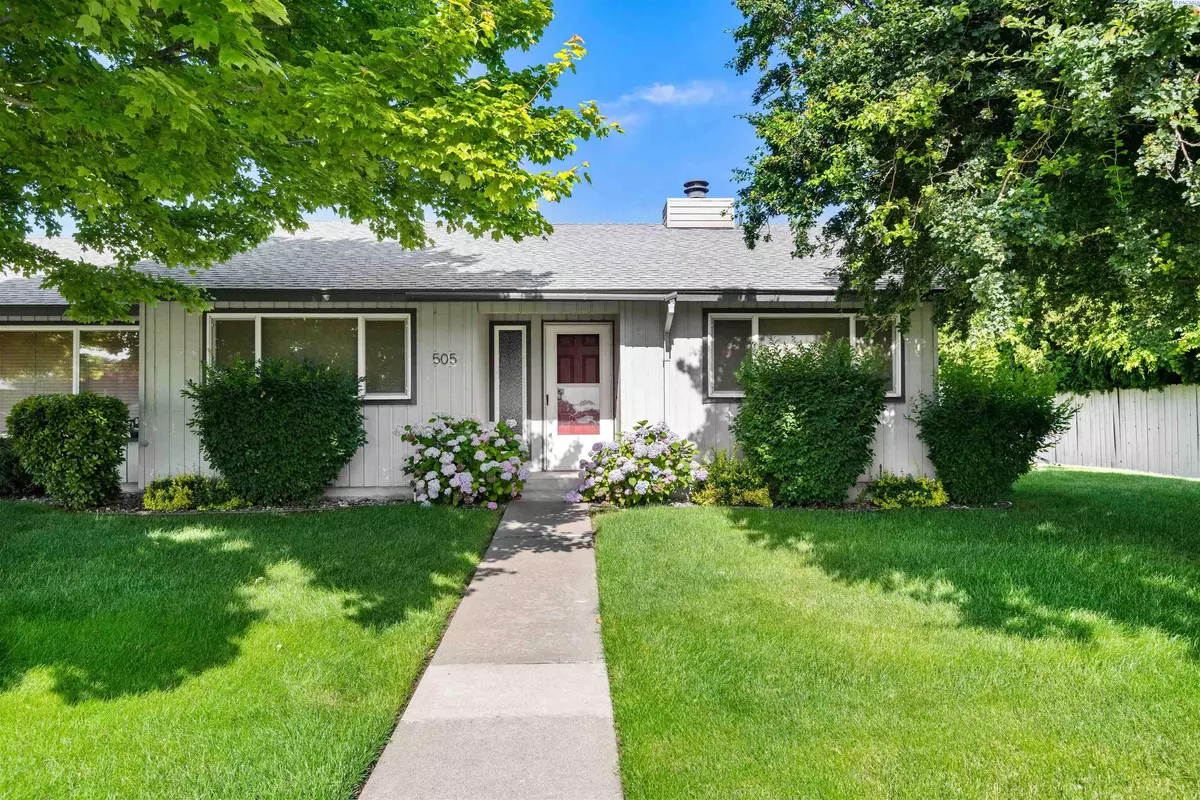 Kennewick, WA 99336,505 N Yelm St