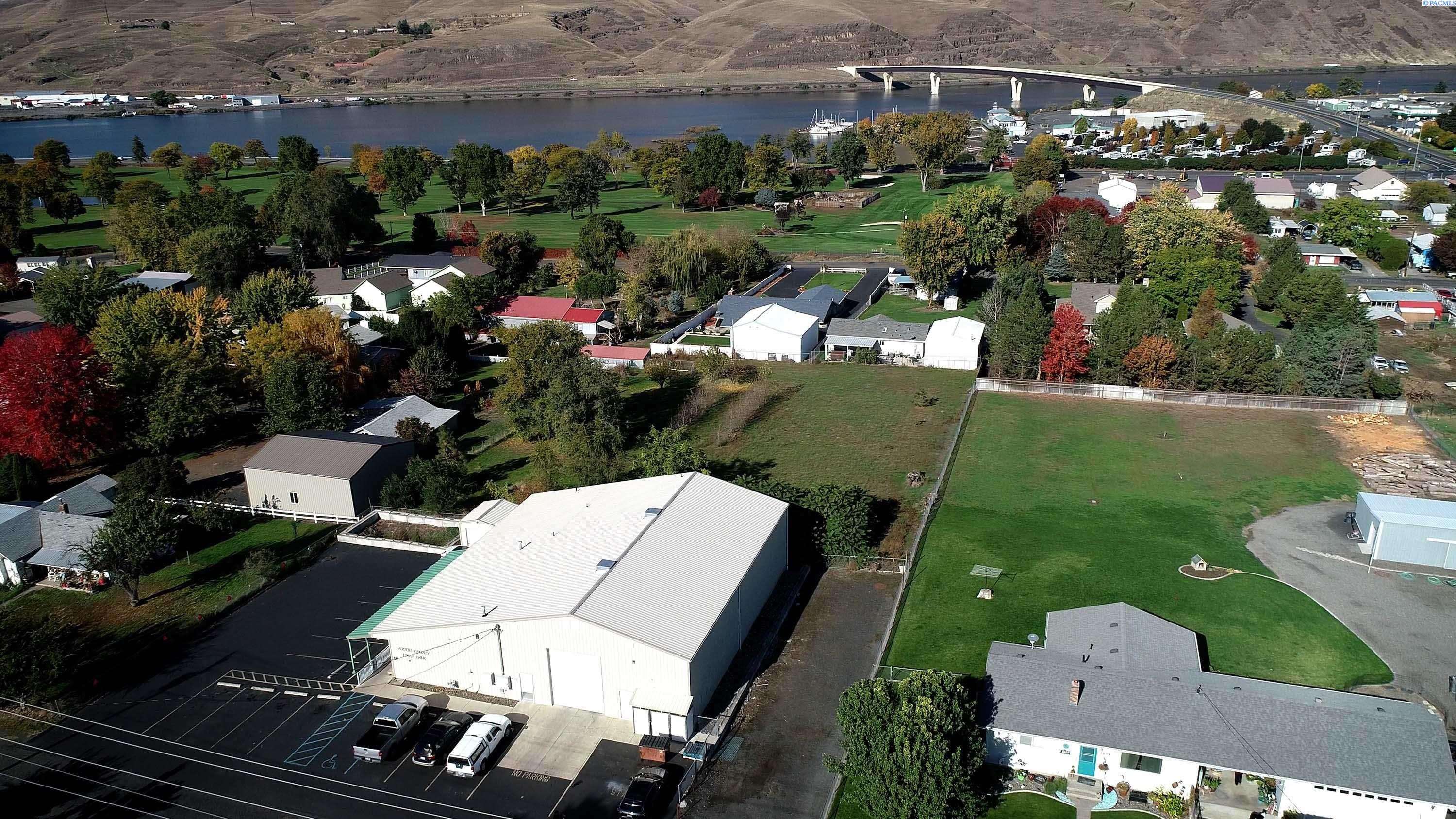 Clarkston, WA 99403,1542 Maple Street