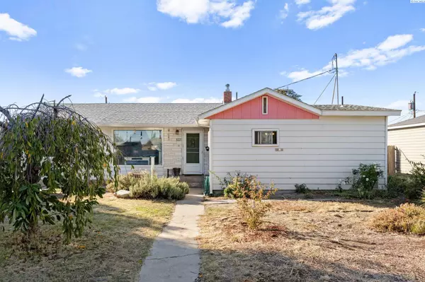 822 S Fruitland St, Kennewick, WA 99336