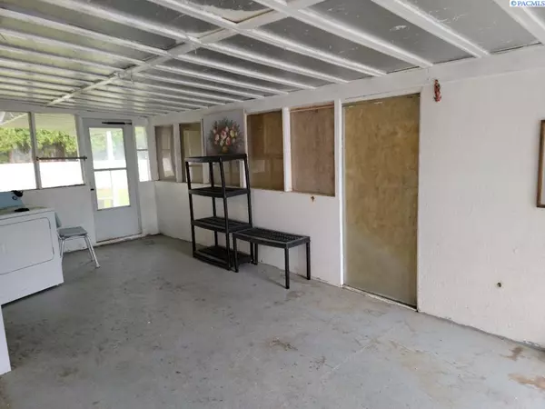 Benton City, WA 99320,3901 W Dusty Ln