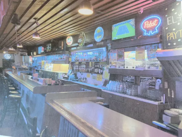 Kennewick, WA 99336-0000,207 W Kennewick Ave.