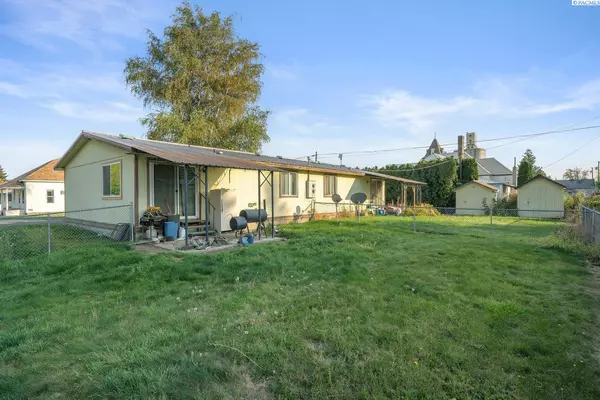 Garfield, WA 99130,205-207 N 5th St