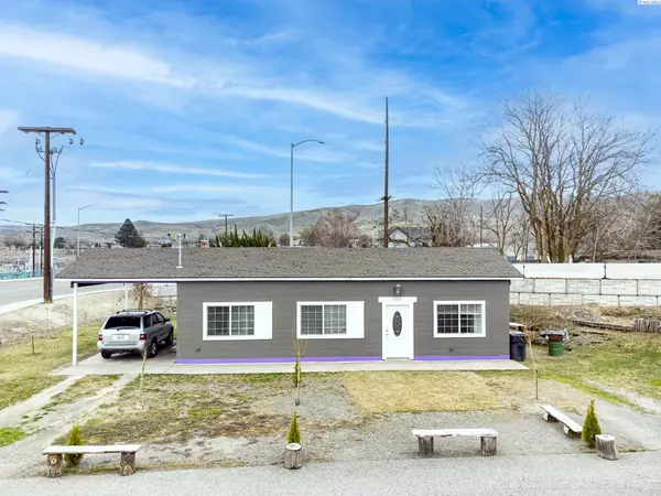 1529 Sherman Ave, Prosser, WA 99350