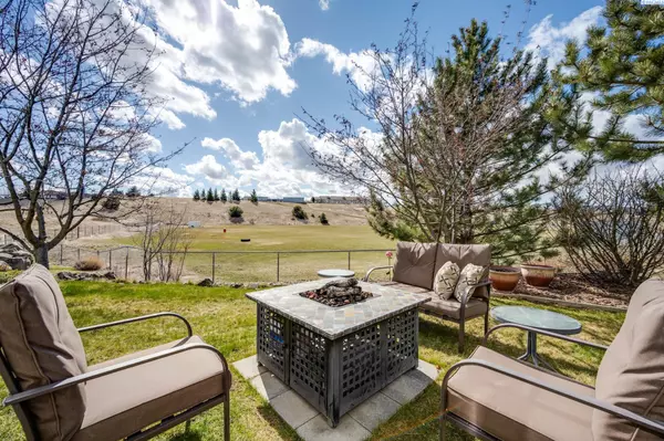 Pullman, WA 99163,685 NW Valley View Drive