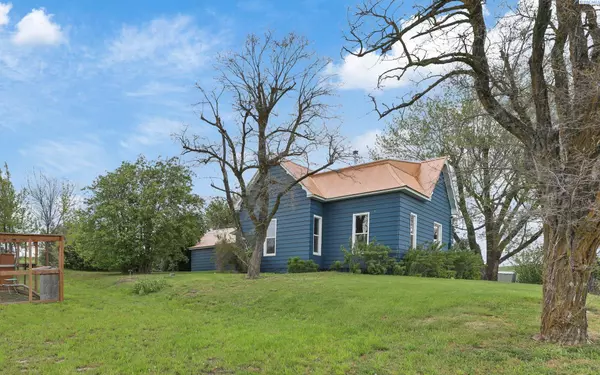 Oakesdale, WA 99158,108 E Mussing St