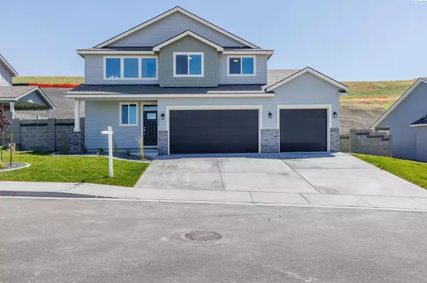 1046 Waylon Dr, West Richland, WA 99353