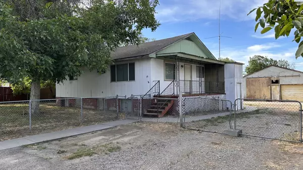 125/127 E 5th Ave, Kennewick, WA 99336