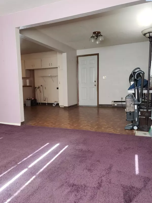 Moses Lake, WA 98837,1525 N Mary St