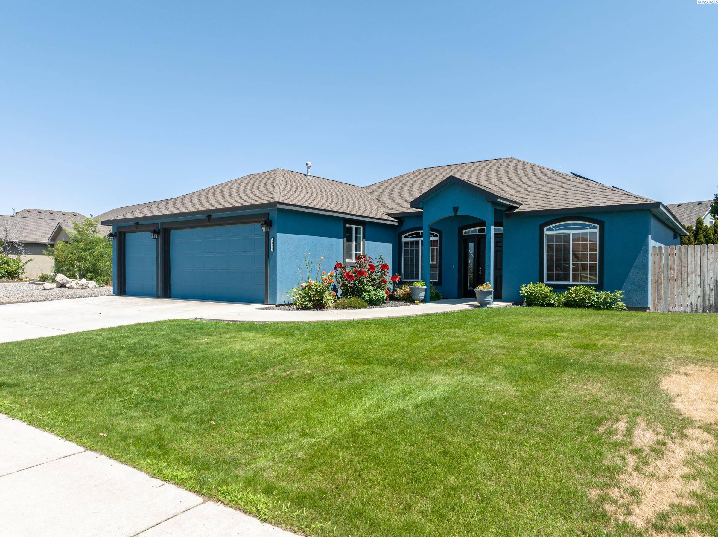 6306 Kilawea Dr., West Richland, WA 99353
