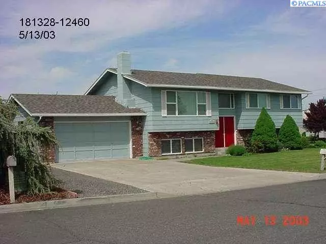 5301 Bristol Way Ct, Yakima, WA 98908
