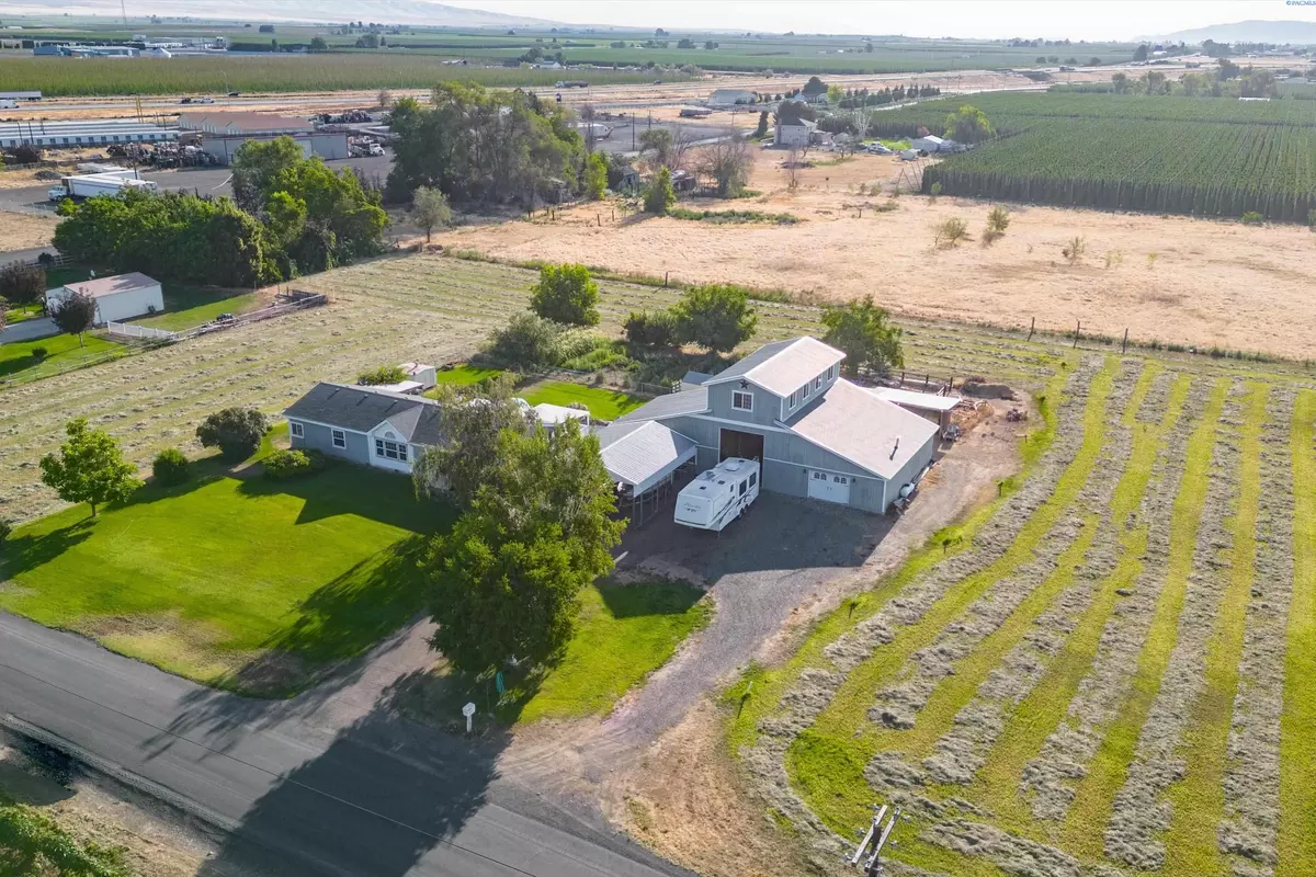 Grandview, WA 98930,18401 Griffin Rd