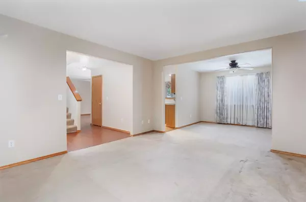 West Richland, WA 99353,5103 Thrush Ct