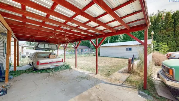 Grandview, WA 98930,601 Highland Drive