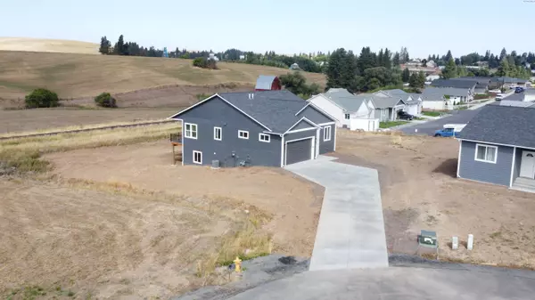 Palouse, WA 99161,108 Amber Ridge Rd.