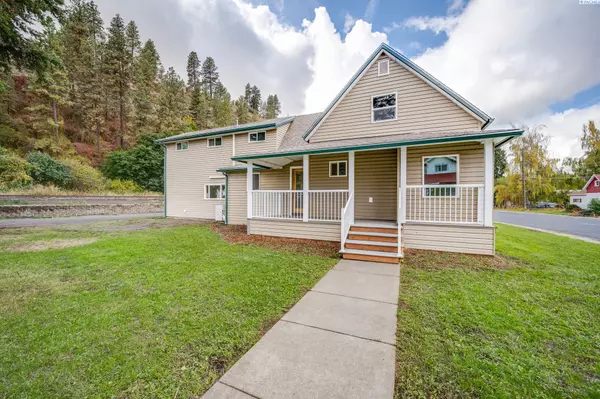 Colfax, WA 99111-2001,703 N 1st Street