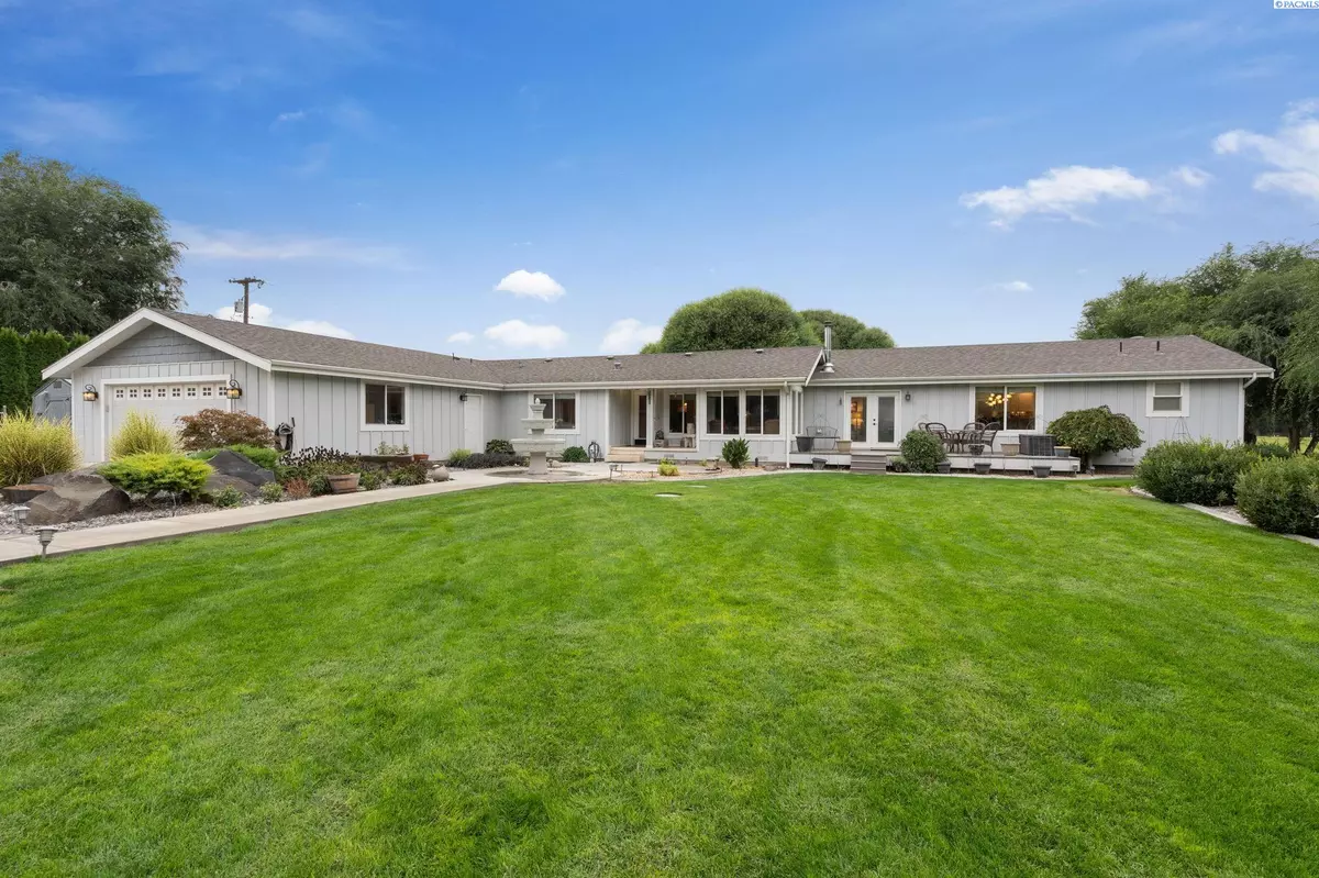 Benton City, WA 99320,44810 Demoss Rd