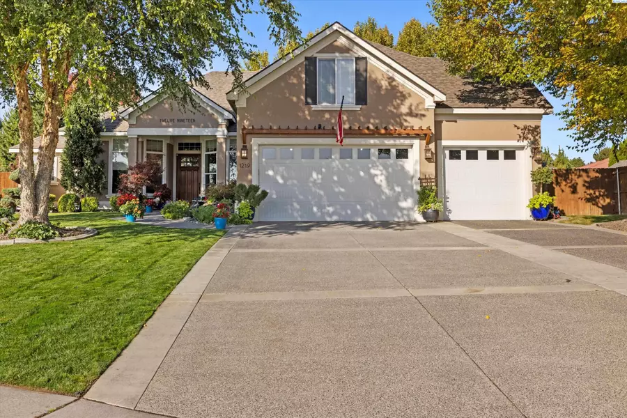 1219 Jonagold Dr, Richland, WA 99352