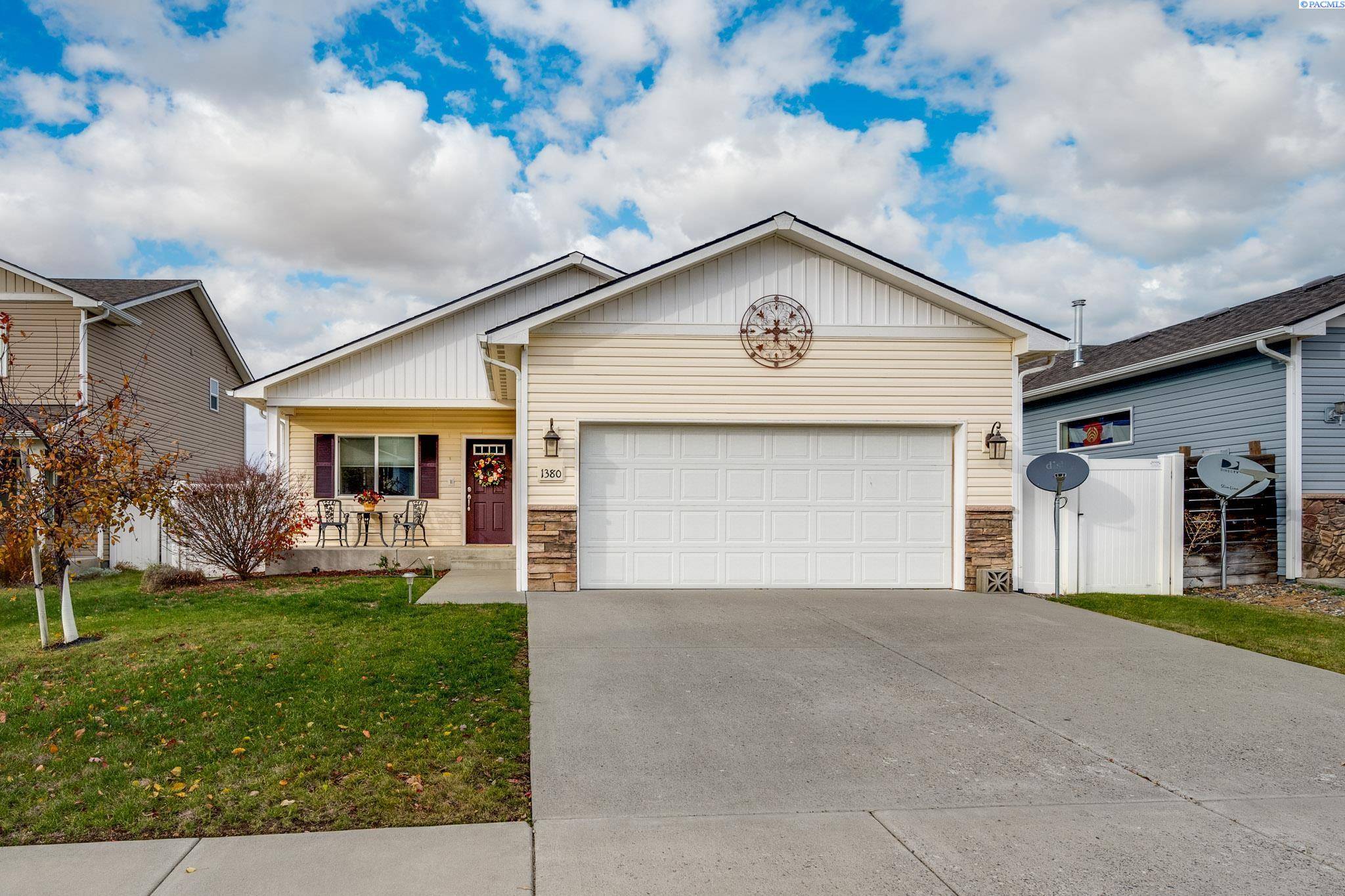 1380 SW Lost Trail Drive, Pullman, WA 99163
