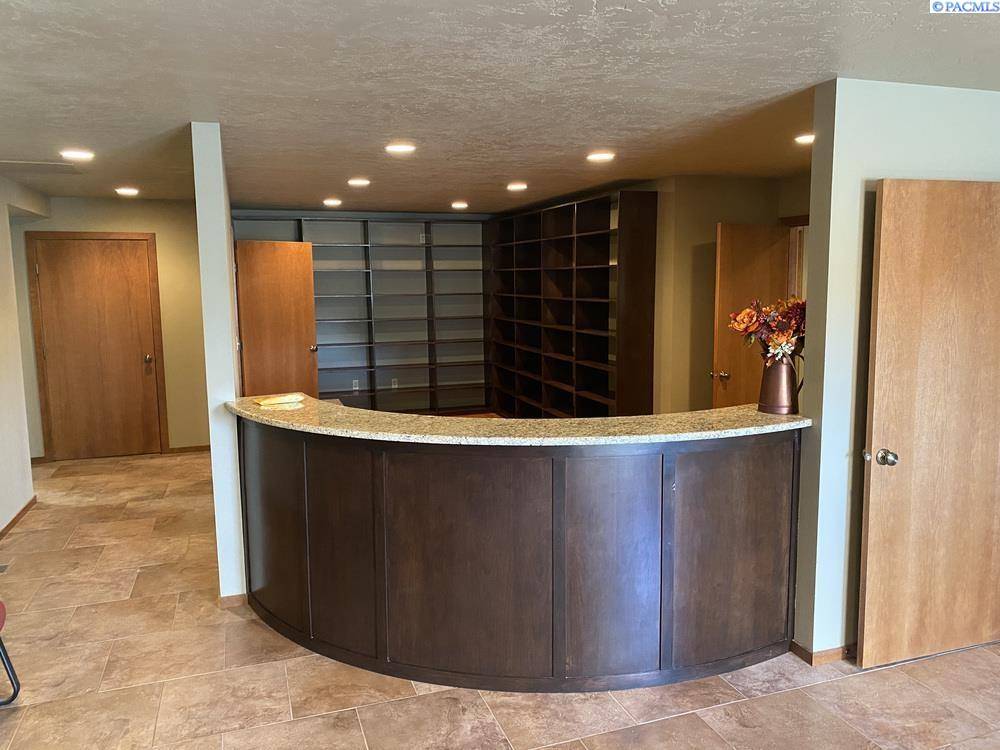 Pasco, WA,1620 N Road 44