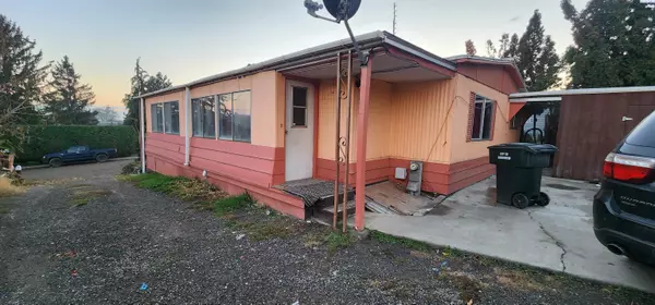 Grandview, WA 98930,1305 Sandy Ln