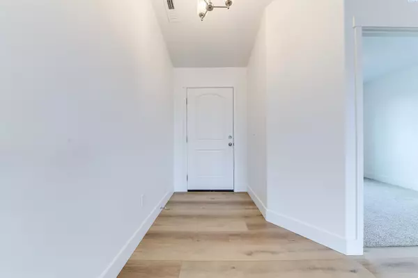 Grandview, WA 98930,911 N Euclid Rd