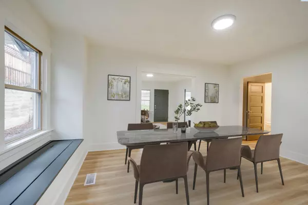 Colfax, WA 99111,309 E Thorn St