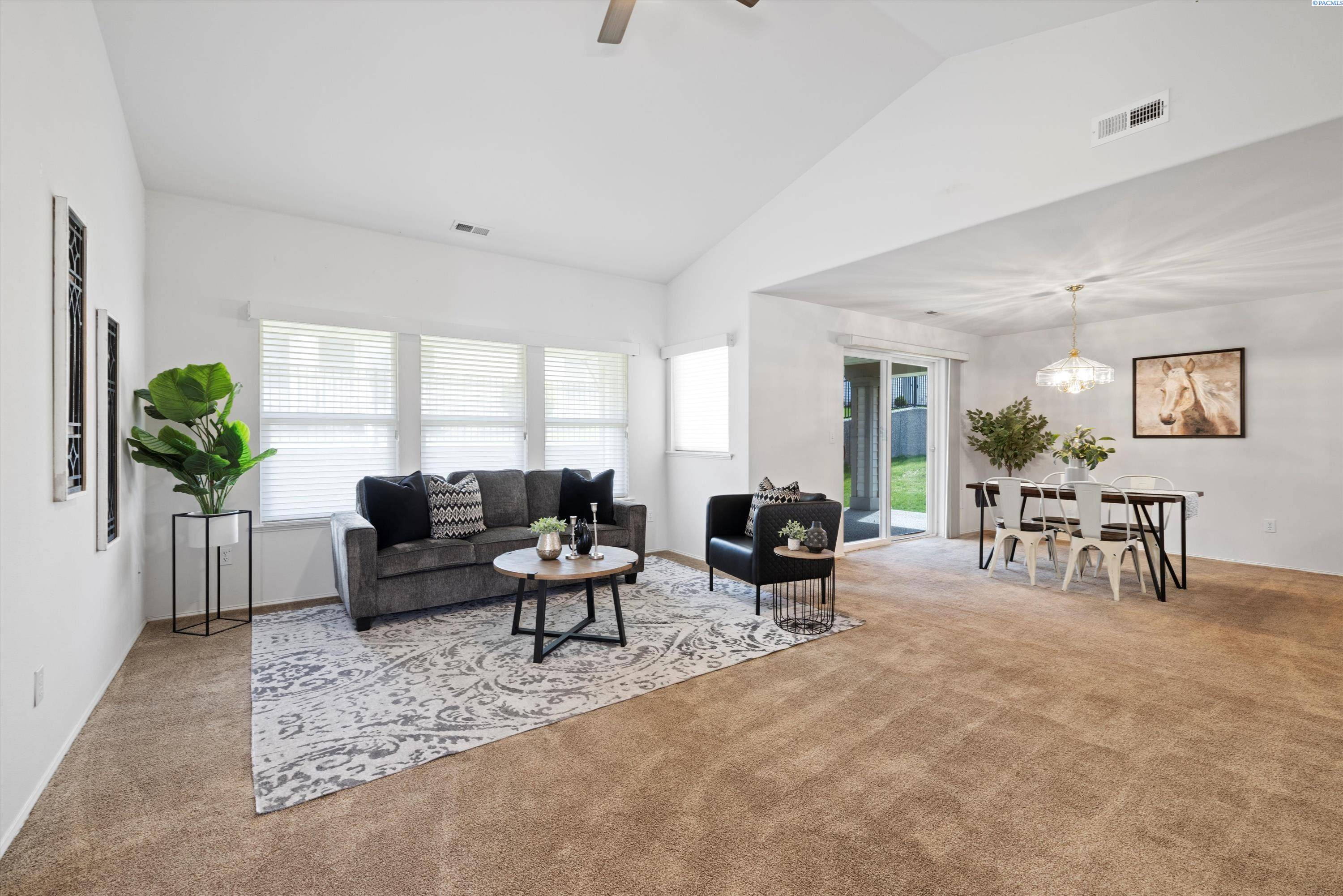 Kennewick, WA 99336,3227 S Huntington St