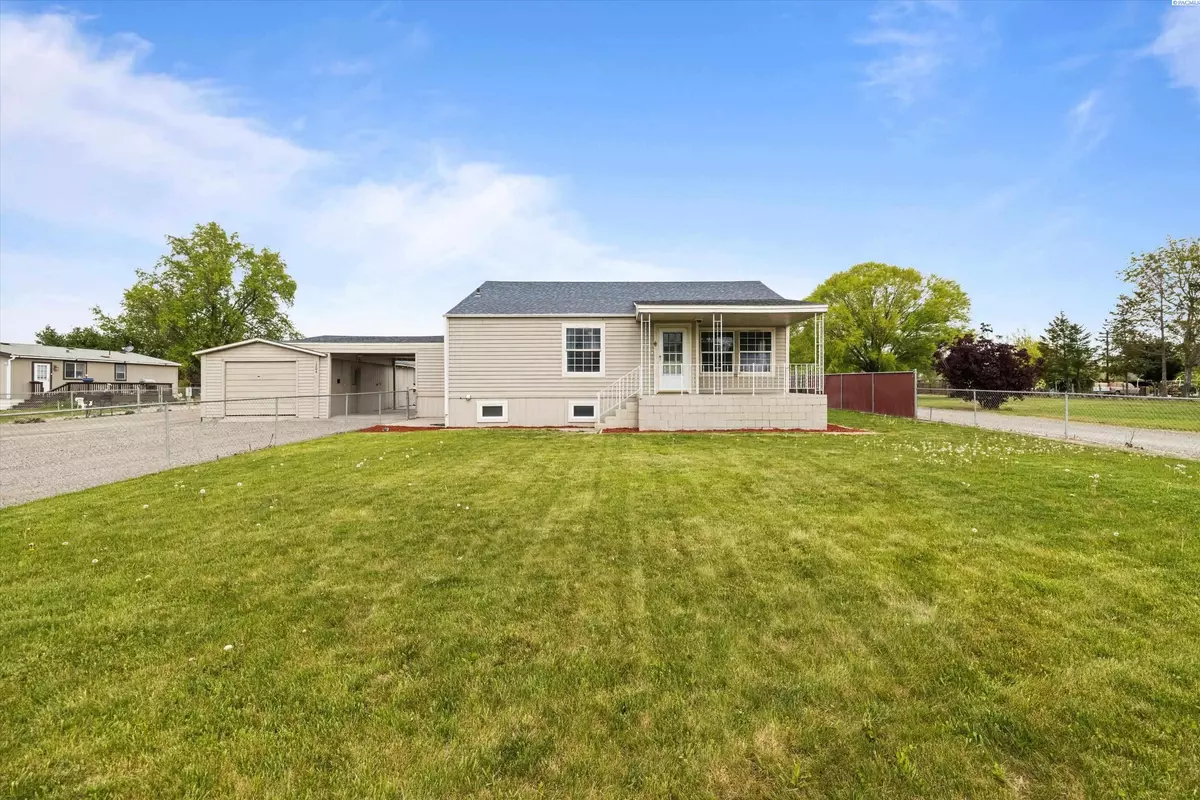 Benton City, WA 99320,1204 Chris Ave