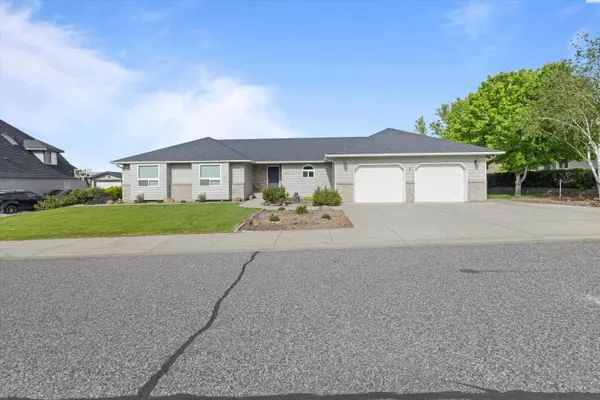 Prosser, WA 99350,1112 Colena St