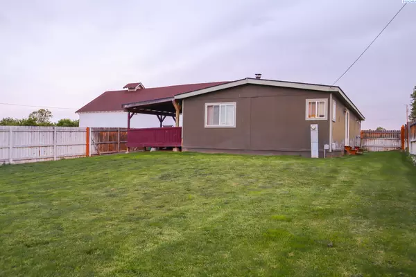 Selah, WA 98942,1911 Reservoir Loop