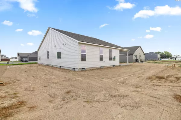 Grandview, WA 98930,310 Pearl Ave