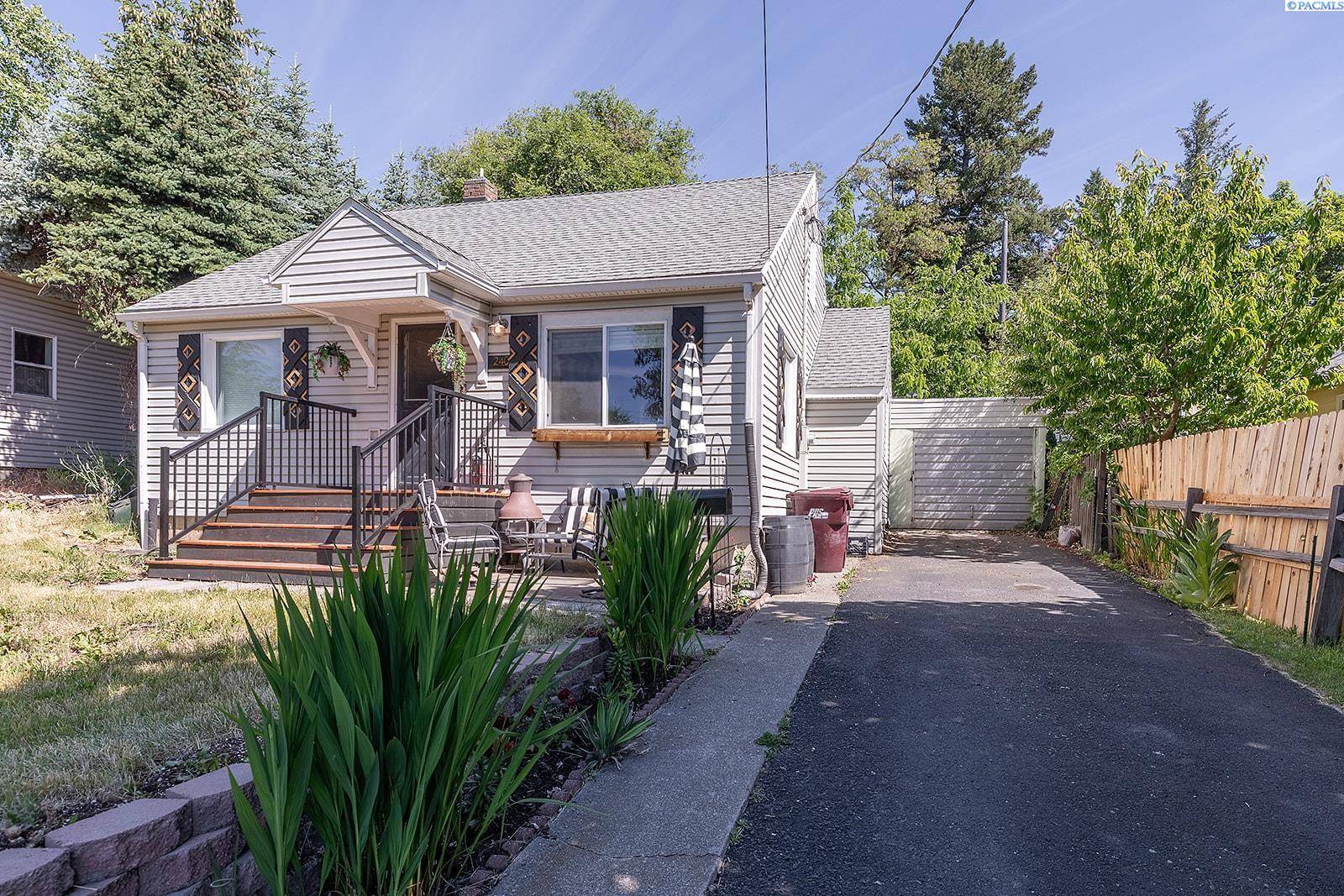 240 NW Harrison St, Pullman, WA 99163