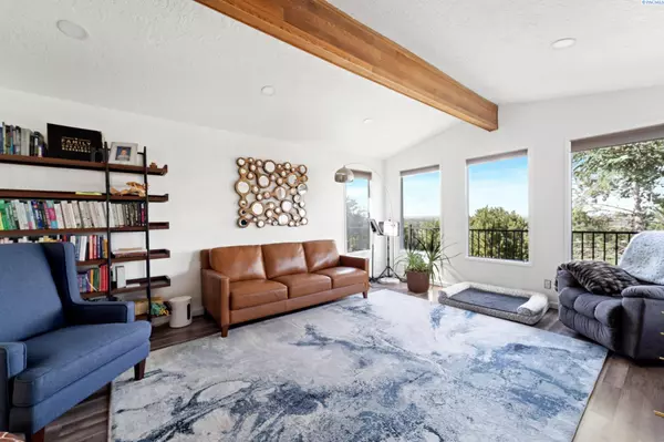 West Richland, WA 99353,4406 Laurel Drive