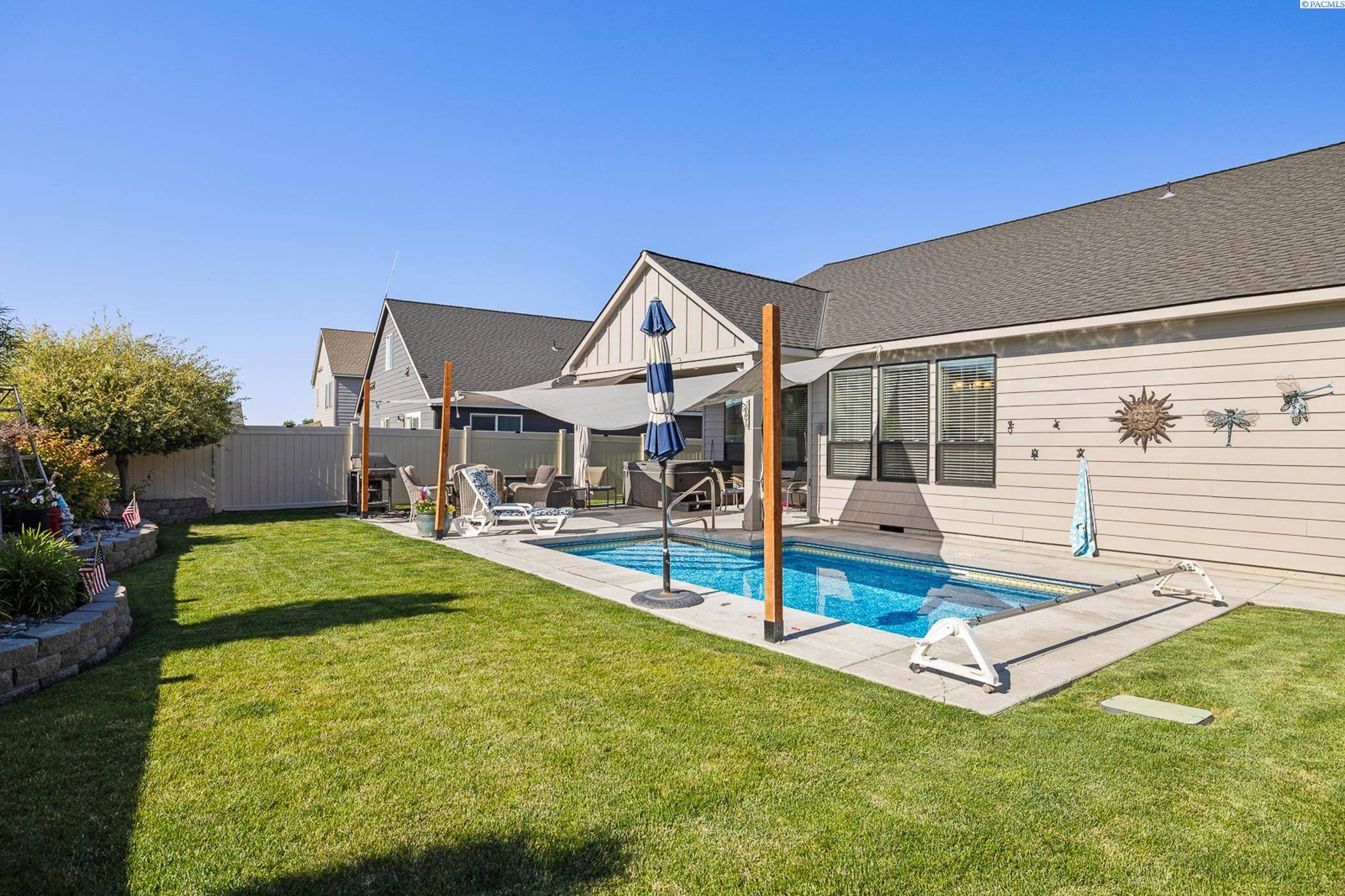 3232 S Quincy St, Kennewick, WA 99337