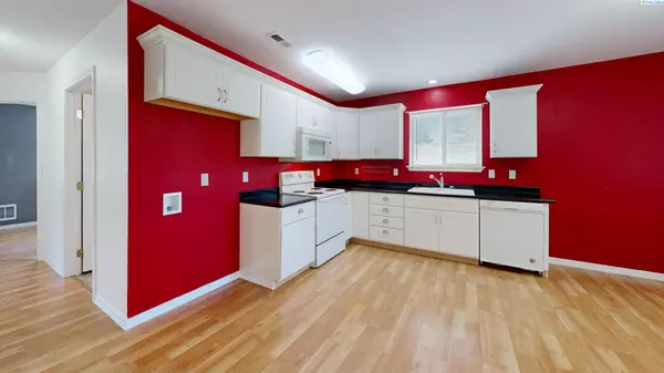 Palouse, WA 99161,535 E Union St