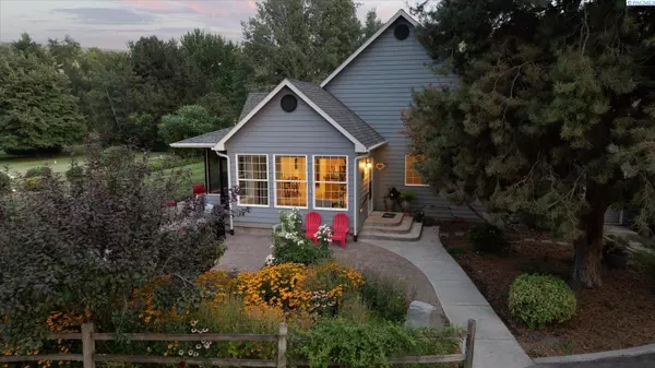 Prosser, WA 99350,90407 W Hess Rd