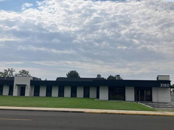 3180 George Washington Way, Richland, WA 99352