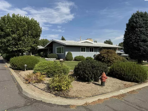 Ritzville, WA 99169,107 W 11th Ave