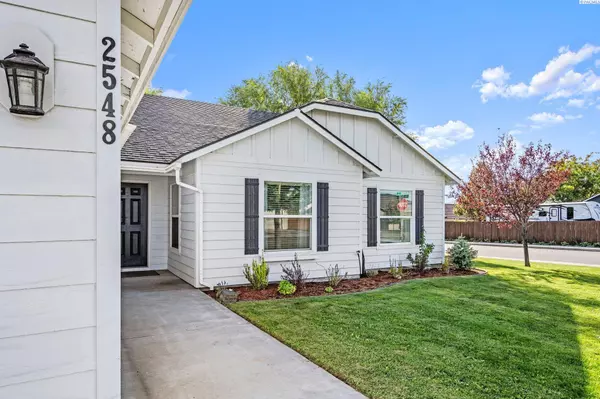 West Richland, WA 99353,2548 Hickory Ave