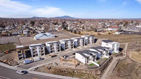 Richland, WA 99352-0000,417 War Room Court Lot 3