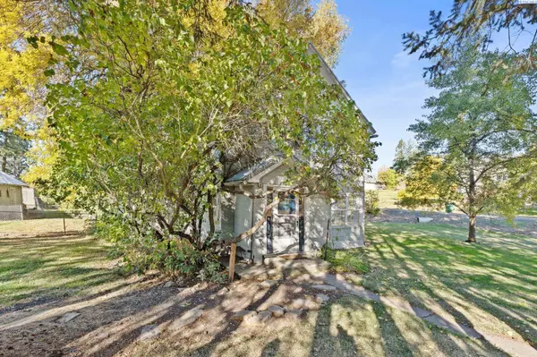 Farmington, WA 99128,203 N 3rd