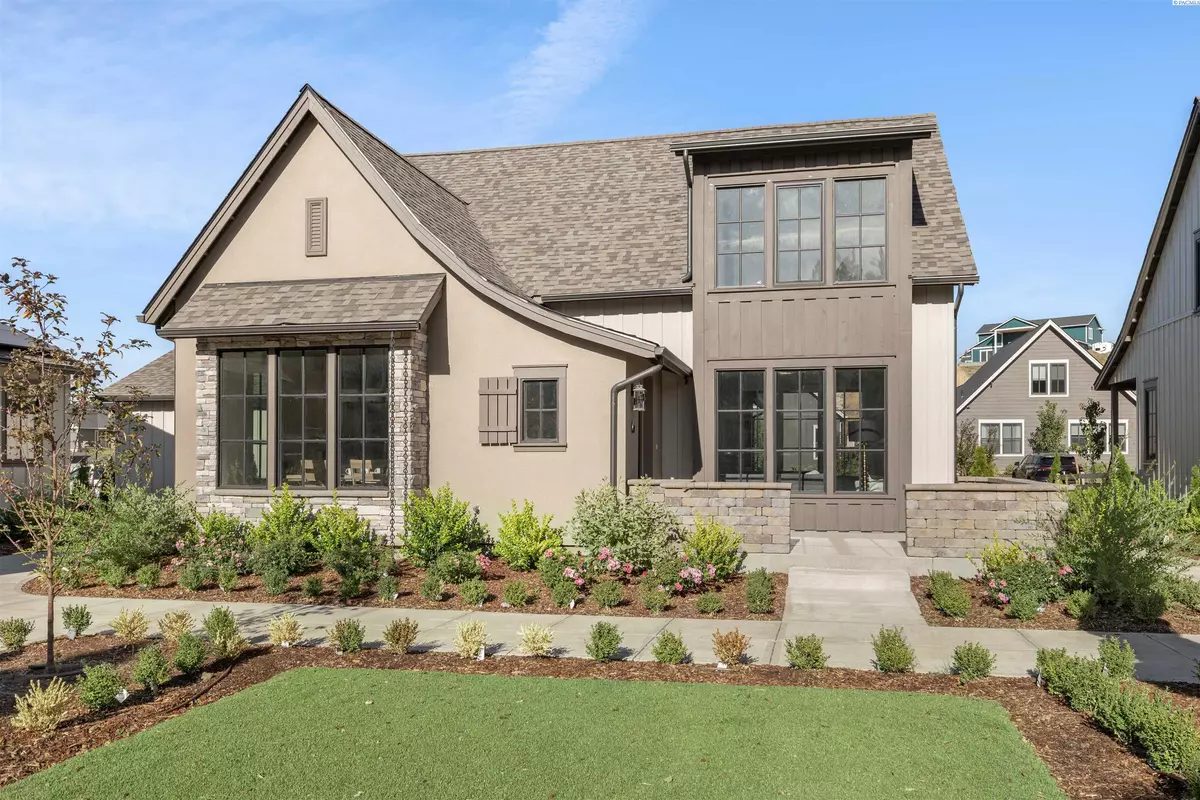 Pullman, WA 99163,2045 NW Hidden View Ct #6