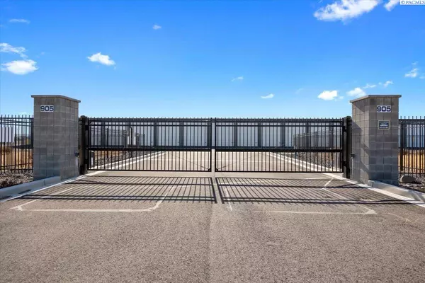 Richland, WA 99352,903 W Curie