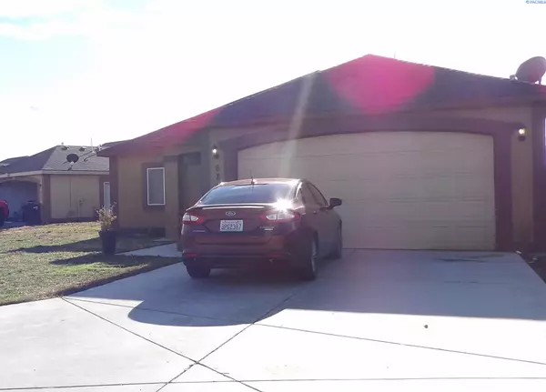 Connell, WA 99326,881 W Fir Pl.