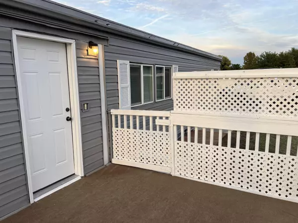 205 N 69th Ave, West Richland, WA 99353